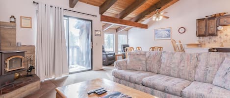 Townhome, 3 Bedrooms (Chateau Blanc #13) | Living room | Flat-screen TV, fireplace, DVD player