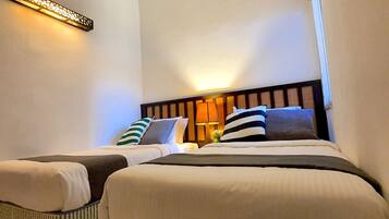 Desk, bed sheets