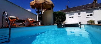 The White Home Broadway, Luxe Jacuzzi , exclusivité piscine privée chauffée