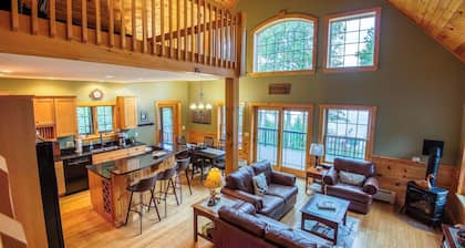 Haley Pond House | Snowmobile, ATV, or Stroll to Downtown