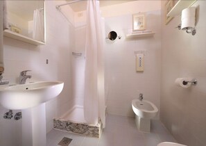 Unclassified image, 4 of 30, button - La Calcina Suites (Venice)