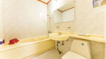 Bañera y ducha independientes, artículos de tocador gratuitos