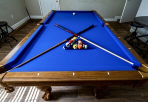 Games room - OneOfaKind house! Near BuschGardens, USF, Moffitt. (Tampa)
