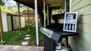 Terrace/patio - OneOfaKind house! Near BuschGardens, USF, Moffitt. (Tampa)