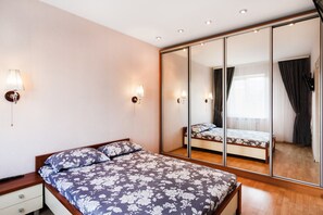 1 makuuhuone, tallelokero huoneessa, silitysrauta/-lauta, Wi-Fi