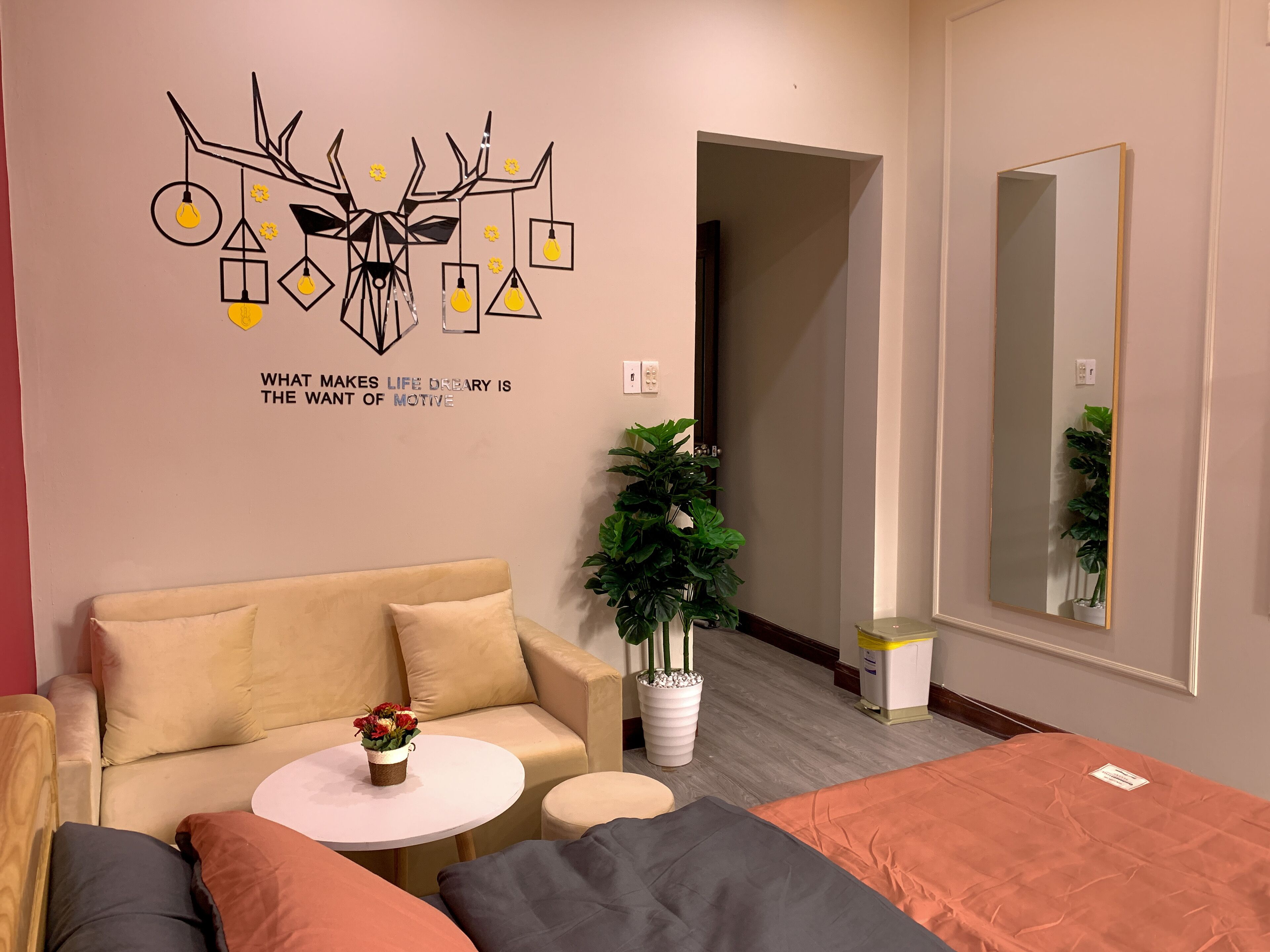 Quarto sênior, 1 quarto | Frigobar, escrivaninha, espaço de trabalho para notebook