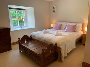 3 Schlafzimmer, Bügeleisen/Bügelbrett, kostenloses WLAN, Bettwäsche