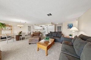 Living area - Blind Pass Condos at Bowman's Beach D202 on beautiful Sanibel Island (Sanibel)