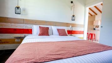 2 bedrooms, iron/ironing board, travel crib, free WiFi