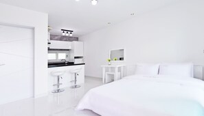Room (Studio A)