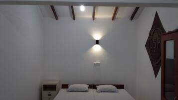 1 bedroom, in-room safe, free WiFi