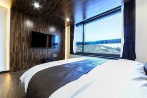 Couple Suite | Desk, free WiFi - Ulsan Calmare Pension (Ulsan)