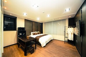 Couple Suite | Una scrivania, Wi-Fi gratuito