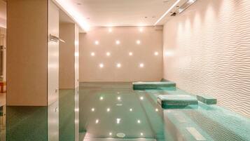 Couples treatment room(s), sauna, hot tub, steam room, body treatments