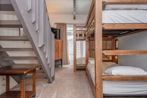 3 habitaciones, tabla de planchar con plancha y wifi gratis 