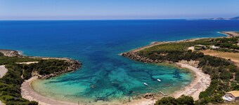 2 ΥΠΝΟΔ.2 ΚΑΘΗΣ. 1 ΜΠΑΝΙΟ 1 ΕΞΩΤ. ΝΤΟΥΖ ΜΕΓΑΛΗ ΒΕΡΑΝΤΑ ΜΕ ΚΗΠΟ