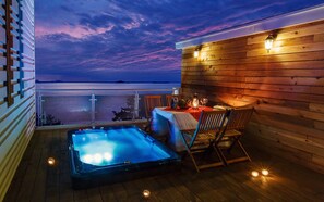 Duplex, Jetted Tub (401) | Jetted tub - The View Pension (Buan)