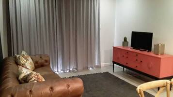 Chalet Superior | Area keluarga | Televisi LED 40-inci dengan saluran TV satelit dan TV