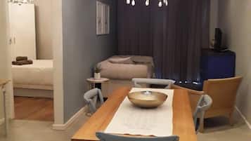 Superior Chalet | Private kitchen | Microwave, oven, stovetop, coffee/tea maker