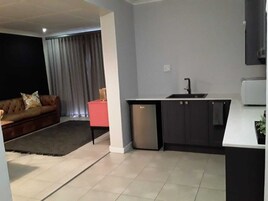 Televisión LED 40 pulgadas con canales de televisión vía satélite