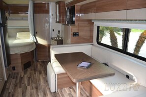 3 bedrooms, in-room safe, WiFi, bed sheets