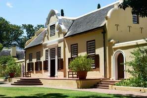 Winery - Golden Hill Guest House & Tours - Adults Only (Cape Town)