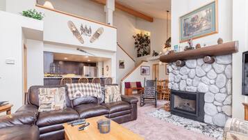 Condo, 3 Bedrooms (Snowcreek #856 Phase V) | Living room | Flat-screen TV, fireplace, DVD player