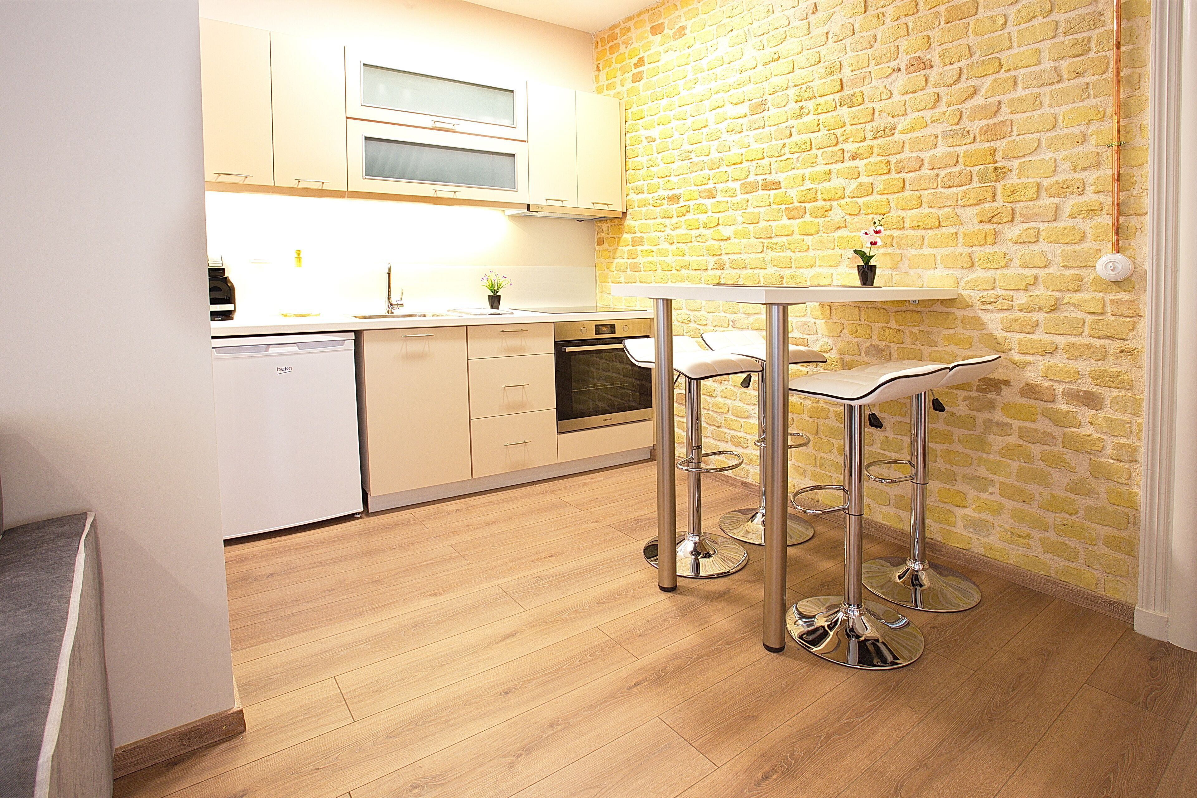 Apartment, 1 Bedroom | Private kitchen | Full-sized fridge, oven, stovetop, espresso maker