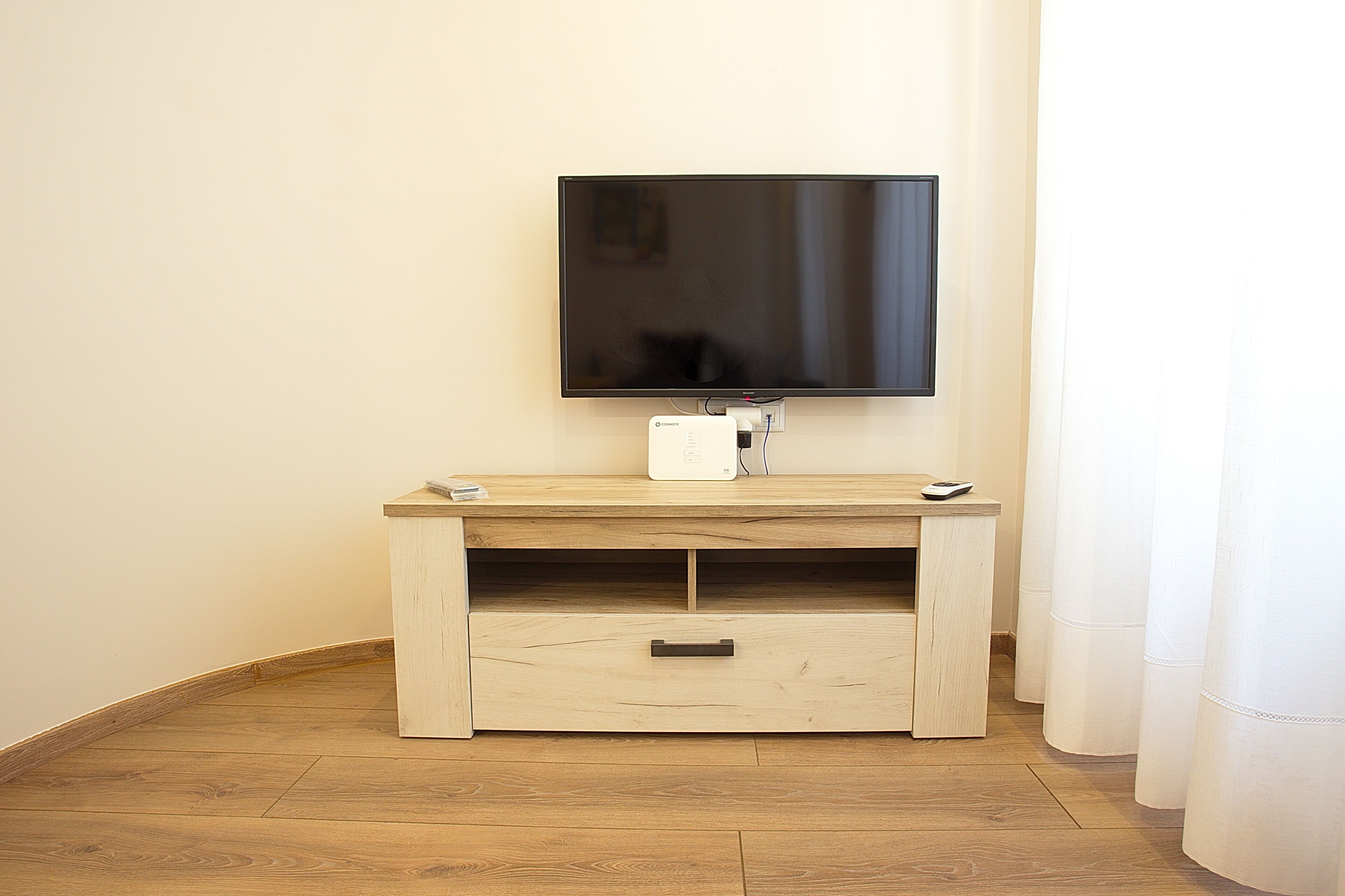 Luxury Apartment, 1 Bedroom, Kitchen, City View | Room amenity