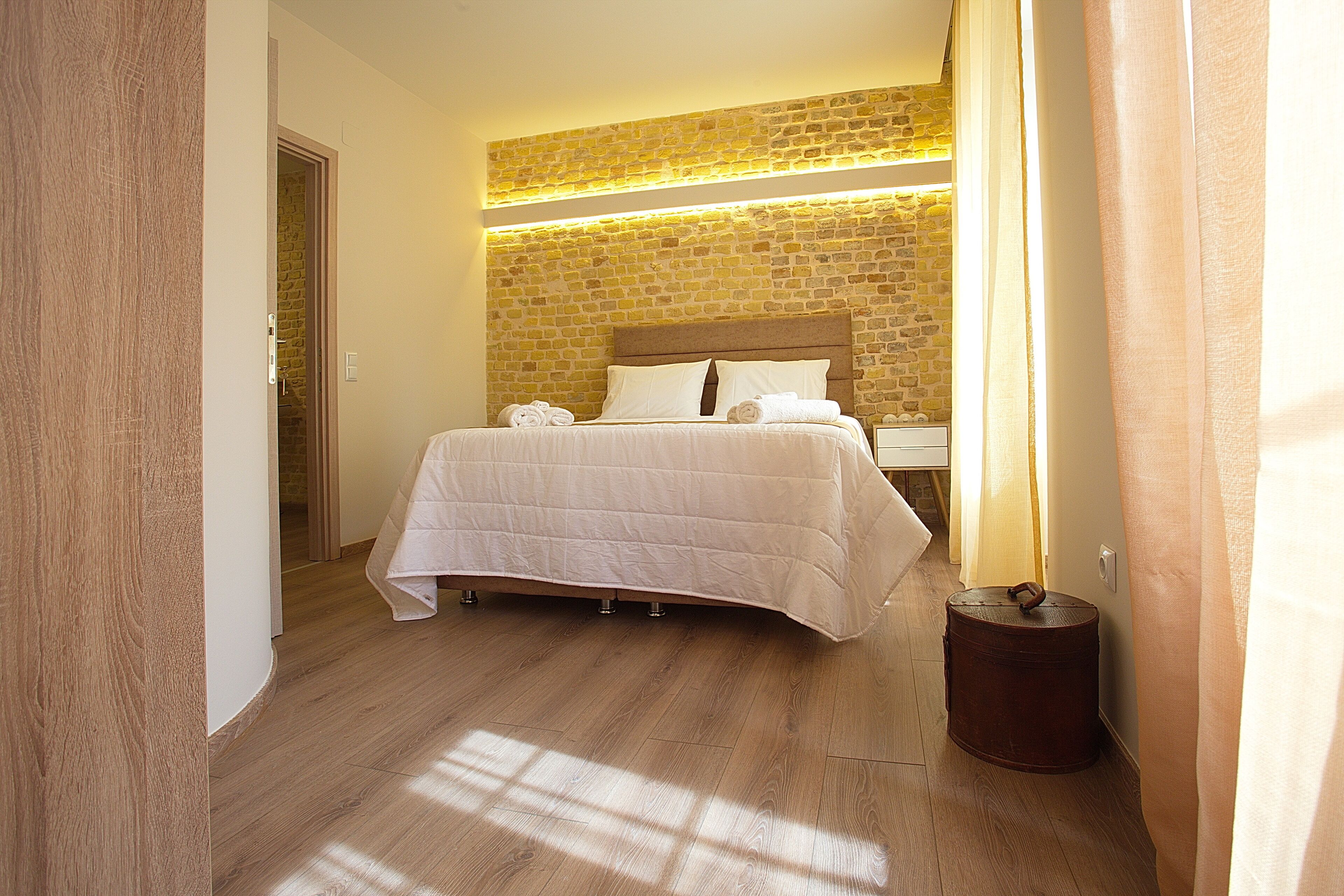 Luxury Apartment, 1 Bedroom, Kitchen, City View