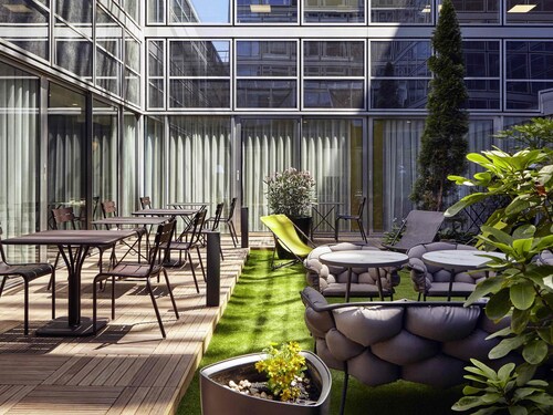 Residence Mercure Paris La Defense Grande Arche