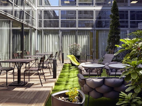 Residence Mercure Paris La Defense Grande Arche