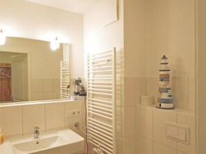 Unclassified image, 2 of 25, button - Haus Meeresblick FeWo Abendrot A 1.31 Ref. 132364 - FeWo Abendrot A 1.31 Ref. (Baabe)