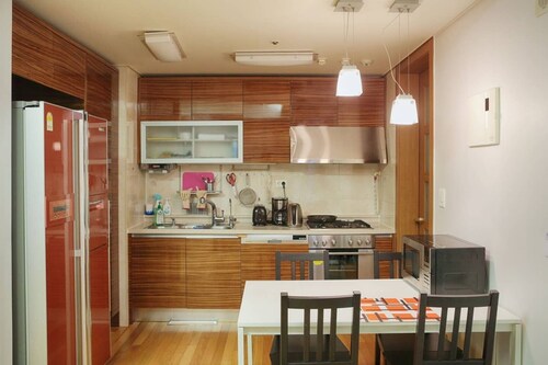 [LUX!!] GANGNAM PRIVATE APT 3BDS ,2BTS, 2MIN METRO