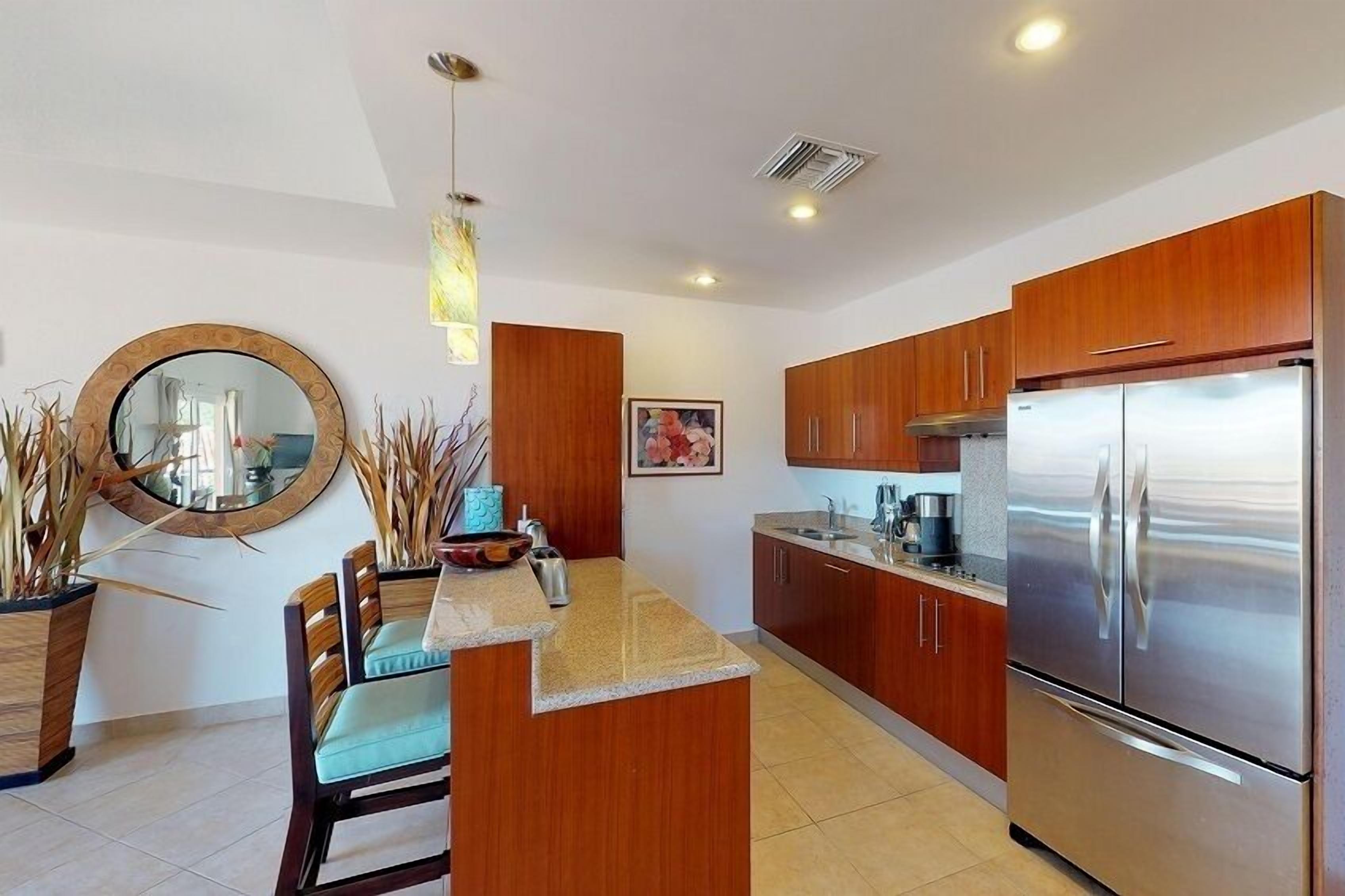 Kompor, mesin pencuci piring, dan peralatan masak/sendok-piring