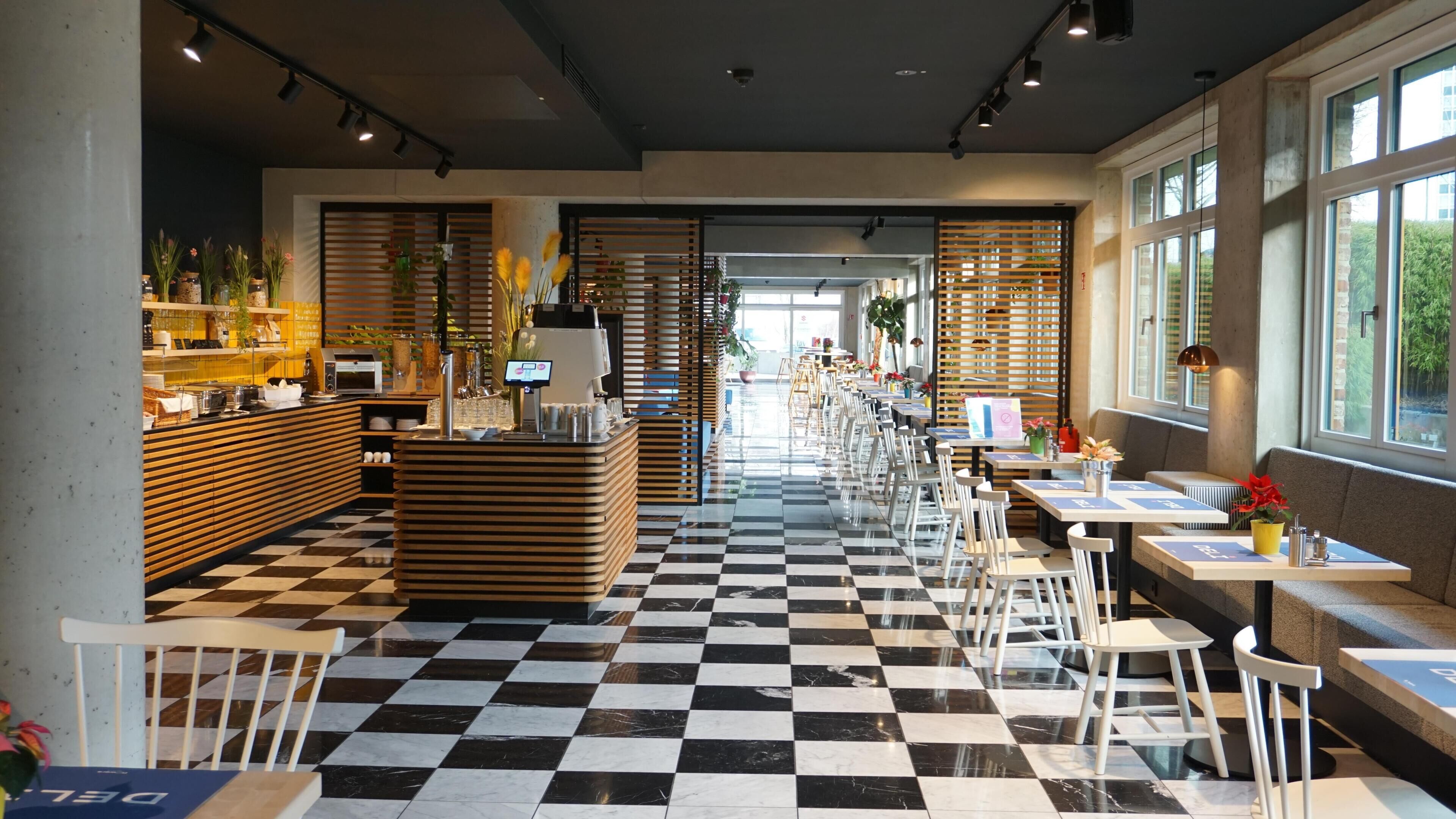 Petit déjeuner buffet servi tous les jours en supplément