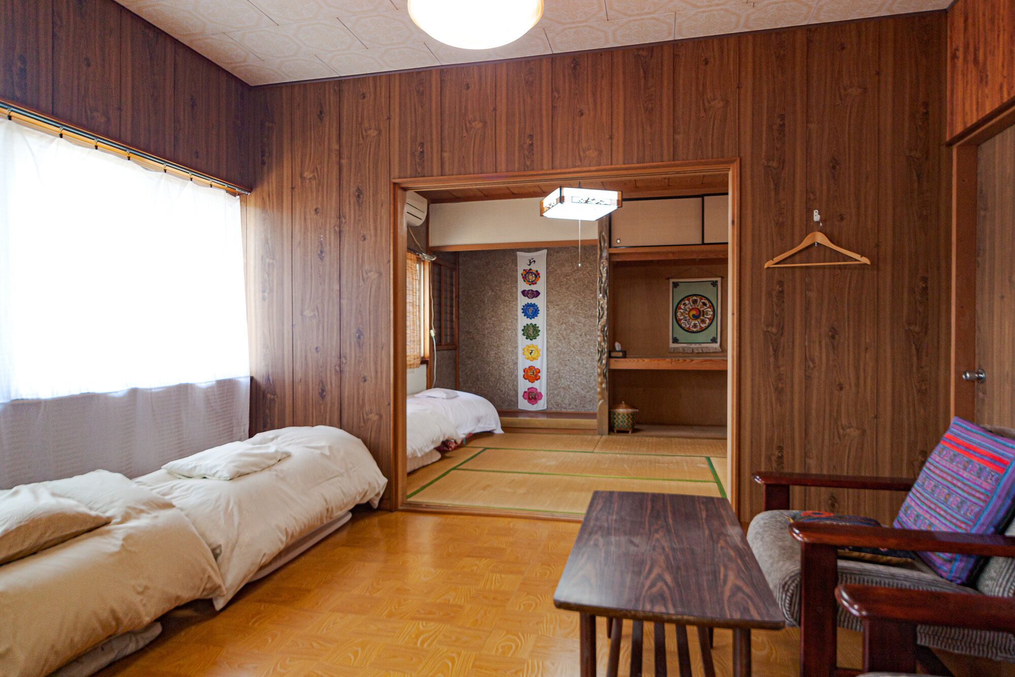 family room | 1 bedroom, premium bedding, individually decorated