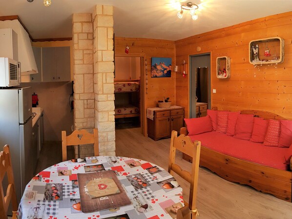 تناول الطعام