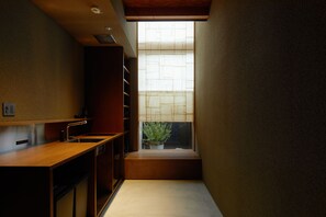Deluxe Suite | Private kitchen