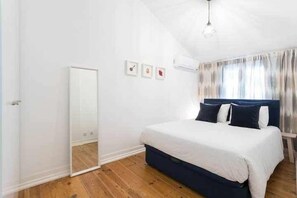 1 bedroom, iron/ironing board, WiFi, bed sheets - Lovely Flat with A/C  Great Location  Strong Wi-Fi (Lisboa)