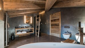 Bathroom - Sunny Valley Mountain Lodge (Valfurva)