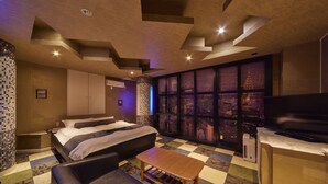 Queen Bedroom - C | Soundproofing, WiFi (free) - Nagano Coco Club - Adults Only (Azumino)