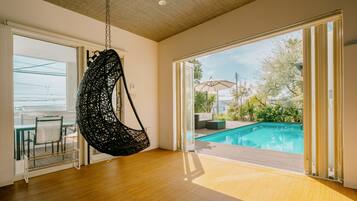 Villa exclusiva, vistas a la piscina | 1 dormitorio, wifi gratis, ropa de cama