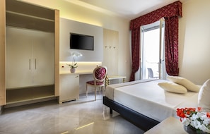 Deluxe Double Room | Hypo-allergenic bedding, minibar, in-room safe, desk - Hotel Gallia Palace (Rimini)