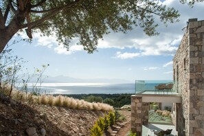 Sea View 45 m2 Room With Balcony | Terrasse/Patio