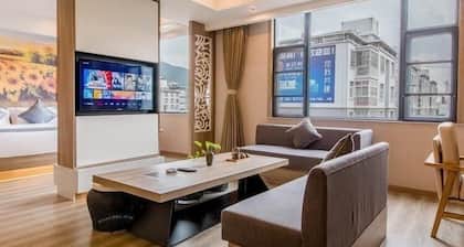 Vyluk J Hotel National Plaza Xinping