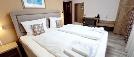 Habitación doble, baño privado | 1 habitación