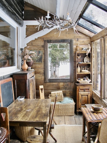 Chalet in the heart of the village - South-facing - 4 p.- All comforts - Close to the slopes