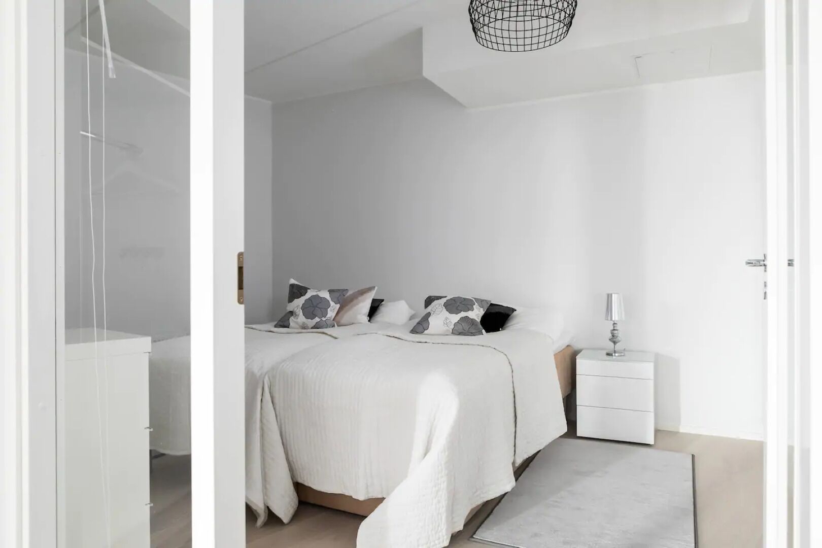 1 soverom, strykejern/-brett, wi-fi og sengetøy