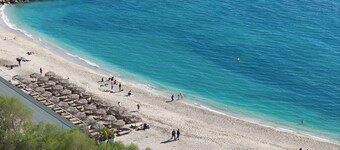 Sea View Beach Penthouse – Athens Coast